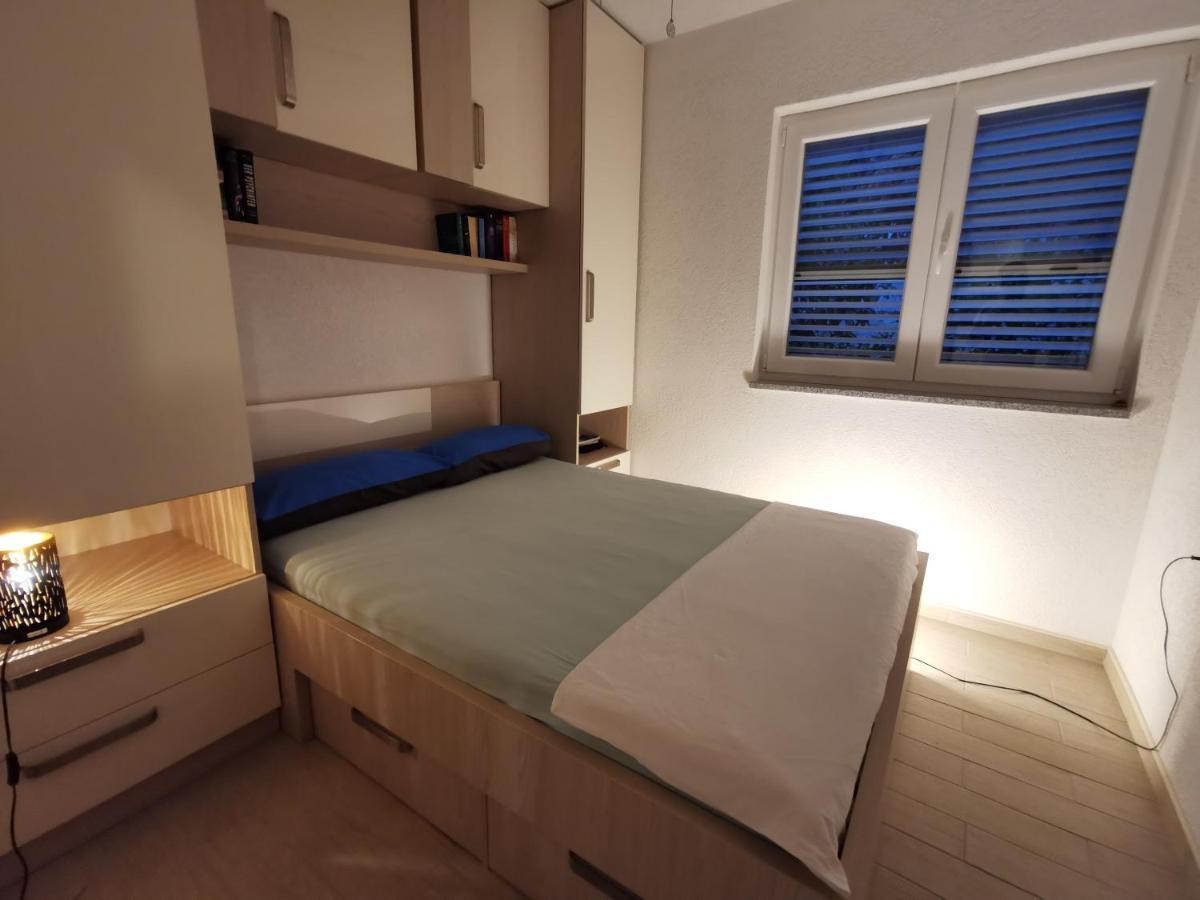 טרוגיר Apartment Mira - Sea View מראה חיצוני תמונה