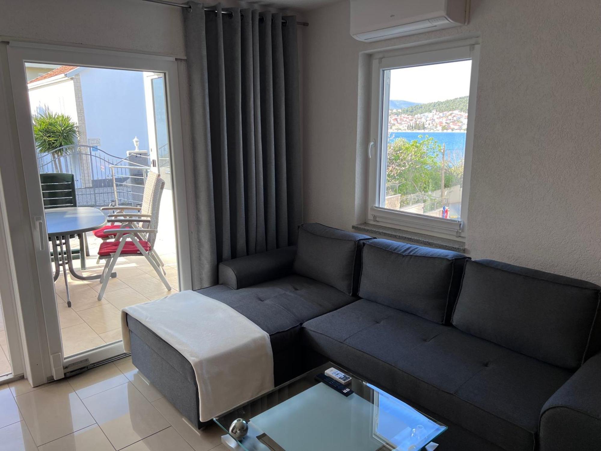 טרוגיר Apartment Mira - Sea View מראה חיצוני תמונה